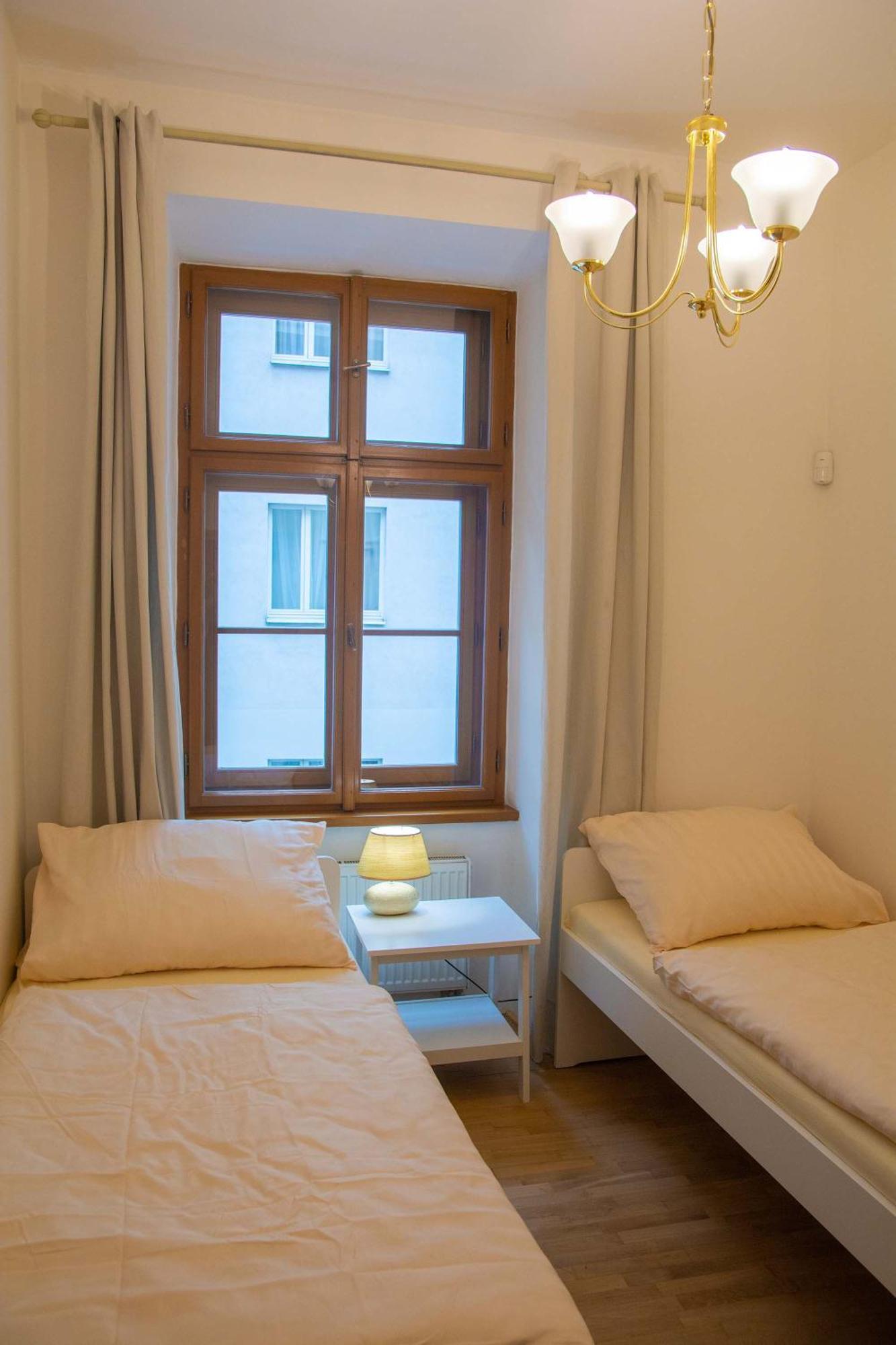 City Centre Apartment With Parking Прага Екстер'єр фото